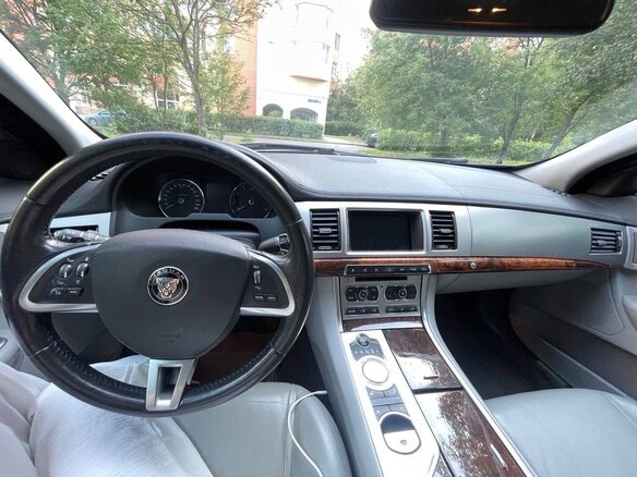 2014 Jaguar XF I Рестайлинг, серый, 1499999 рублей - вид 7