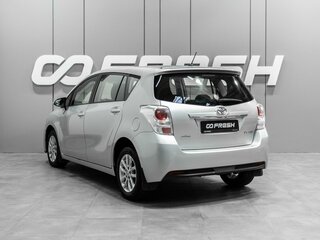 2014 Toyota Verso I Рестайлинг, серебристый, 1370000 рублей, вид 2