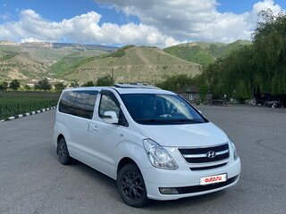 2012 Hyundai Grand Starex I, белый, 1750000 рублей, вид 2