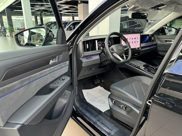 2026 Volkswagen Tavendor I Рестайлинг, чёрный, 5890000 рублей - вид 20