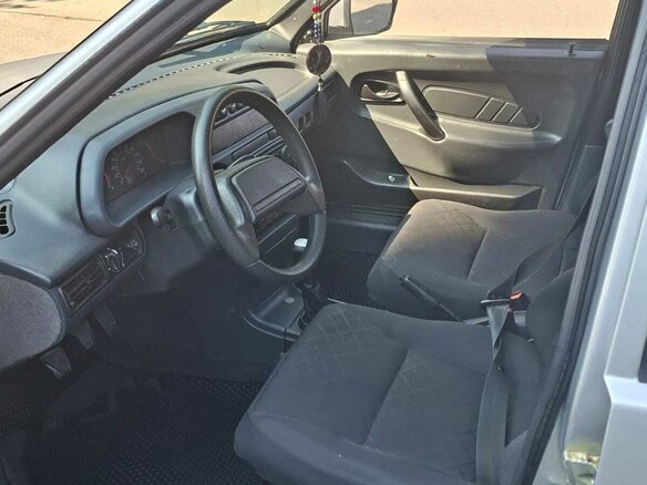 2012 Lada (ВАЗ) 2115, серебристый, 320000 рублей - вид 4