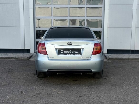 2012 FAW Besturn B50 I, серебристый, 330000 рублей - вид 3