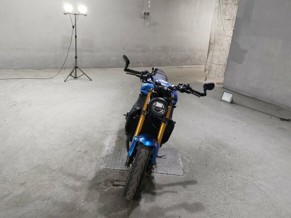 2022 Yamaha XSR900, синий, 1045000 рублей - вид 26