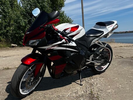 2009 Honda CBR 600RR, красный, 620000 рублей, вид 1