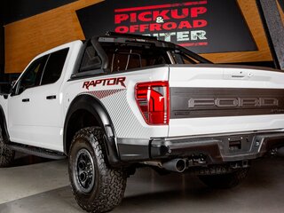 2026 Ford F-150 Raptor SuperCrew Raptor XIV Рестайлинг, белый, 15298000 рублей, вид 4