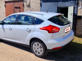 2017 Ford Focus III Рестайлинг, белый, 780000 рублей, вид 4