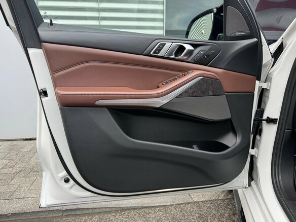 2021 BMW X5 40i IV (G05/G18), белый, 6545000 рублей - вид 20