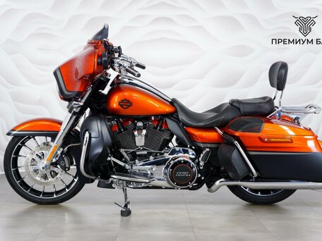 2017 Harley-Davidson CVO Street Glide, оранжевый, 2499000 рублей, вид 2