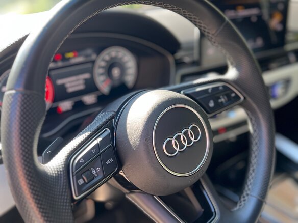 2020 Audi A4 40 TFSI V (B9) Рестайлинг, серый, 3999000 рублей - вид 32