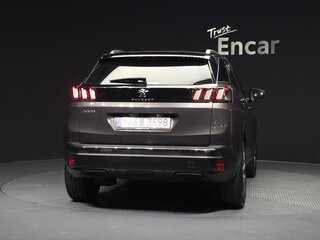 2023 Peugeot 3008 II Рестайлинг, серый, 2097000 рублей, вид 4