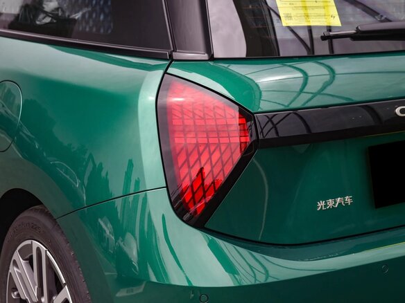 2025 Mini Hatch E IV (F65/F66/J01), зелёный, 2890002 рублей - вид 7