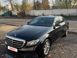 2019 Mercedes-Benz E-Класс 200 V (W213, S213, C238), чёрный, 3190000 рублей, вид 1