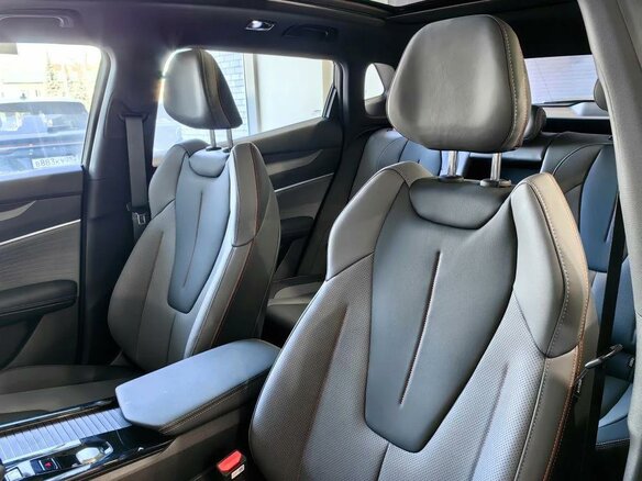 2026 Geely Cityray, серый, 3204990 рублей - вид 11