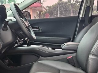 2023 Honda Vezel II, чёрный, 1450000 рублей, вид 4