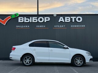 2015 Volkswagen Jetta VI Рестайлинг, белый, 1440000 рублей, вид 3