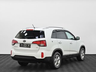 2013 Kia Sorento II Рестайлинг, белый, 1415000 рублей, вид 4