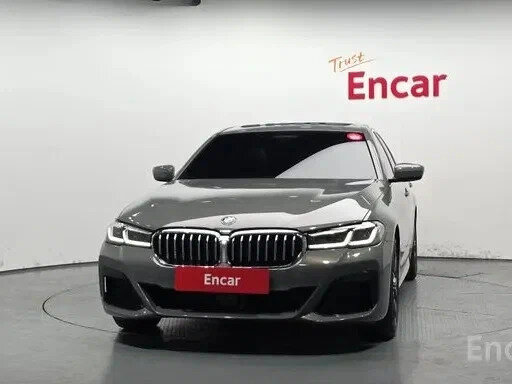 2023 BMW 5 серии 530i xDrive VII (G30/G31/G38) Рестайлинг, серый, 4880000 рублей - вид 1