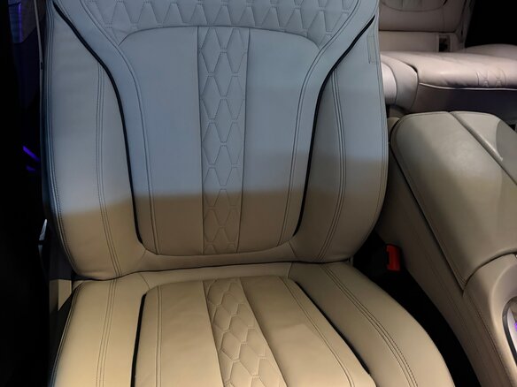 2020 BMW X7 30d I (G07), чёрный, 8700000 рублей - вид 25
