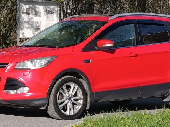 2013 Ford Kuga II, красный - вид 1