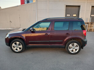 2012 Skoda Yeti I, красный, 620000 рублей, вид 5