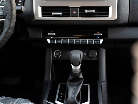 2026 Mitsubishi L200 VI, чёрный, 4100000 рублей - вид 13