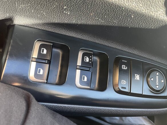 2019 Kia Rio IV, чёрный, 965000 рублей - вид 15