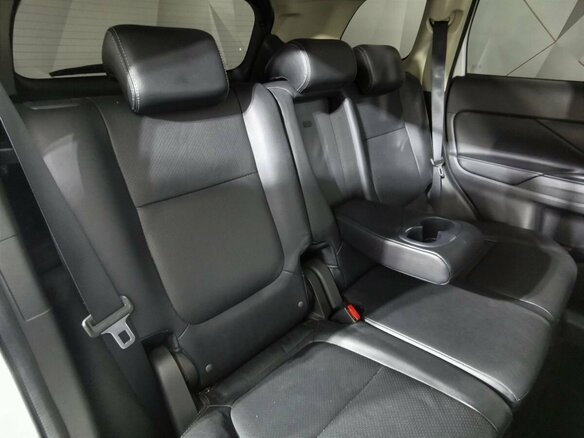 2018 Mitsubishi Outlander III Рестайлинг 2, серый, 1915150 рублей - вид 14