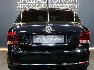 2017 Volkswagen Polo V Рестайлинг, чёрный, 1040000 рублей, вид 4