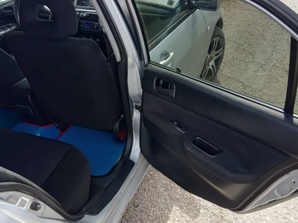 2006 Mitsubishi Lancer IX Рестайлинг, серебристый, 300000 рублей - вид 7