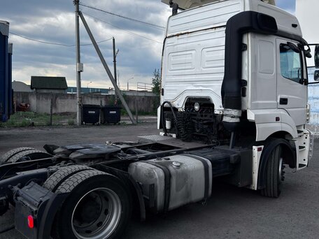 2015 КамАЗ 5490, белый, 999999 рублей, вид 5