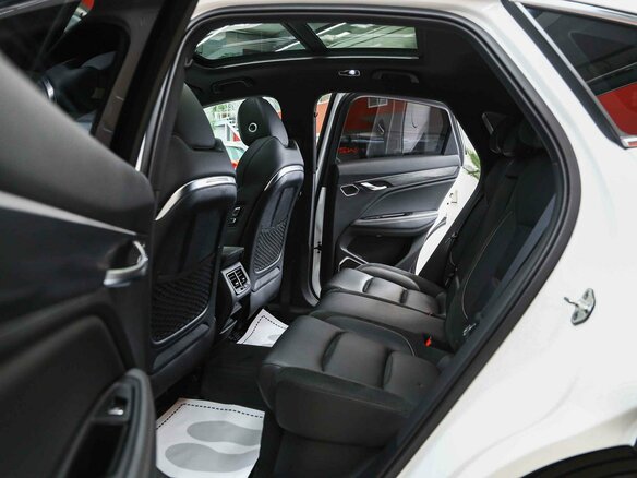 2023 Geely Tugella I Рестайлинг, белый, 2490000 рублей - вид 6