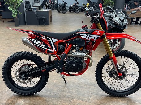 2026 Rift R2 300, красный, 189000 рублей, вид 5