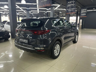 2020 Kia Sportage IV Рестайлинг, серый, 2082000 рублей, вид 4