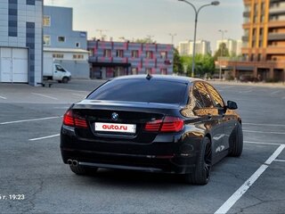 2013 BMW 5 серии 530d xDrive VI (F10/F11/F07), чёрный, 1900000 рублей, вид 5