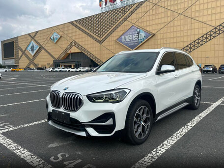 2022 BMW X1 Long 20Li sDrive II (F48) Рестайлинг, белый, 2100000 рублей, вид 1