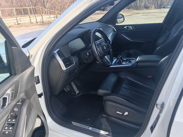 2019 BMW X5 30d IV (G05/G18), белый, 6600000 рублей - вид 11