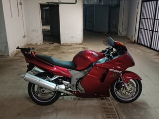 2002 Honda CBR 1100 XX, красный, 450000 рублей, вид 1