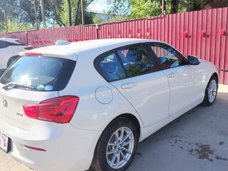 2016 BMW 1 серии 118i II (F20/F21) Рестайлинг, белый, 1280000 рублей, вид 3