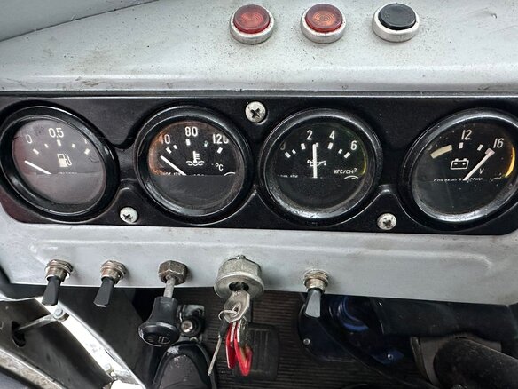 2004 УАЗ 3303, белый, 750000 рублей - вид 14