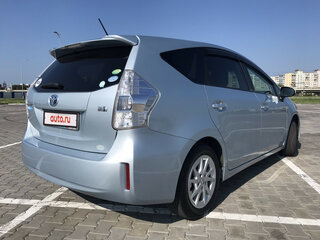 2013 Toyota Prius Alpha I (ZVW40/41), голубой, 1600000 рублей, вид 2