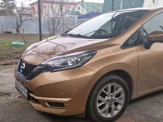 2019 Nissan Note e-Power II Рестайлинг, золотистый, 1400000 рублей, вид 4