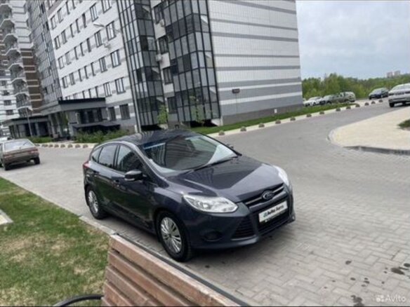 2013 Ford Focus III, серый, 900000 рублей - вид 15