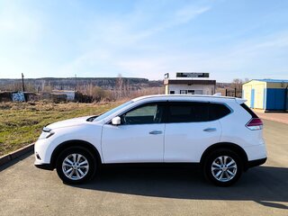 2017 Nissan X-Trail III, белый, 2100000 рублей, вид 4