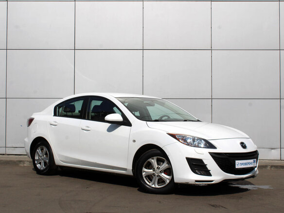 2011 Mazda 3 II (BL) Рестайлинг, белый - вид 1