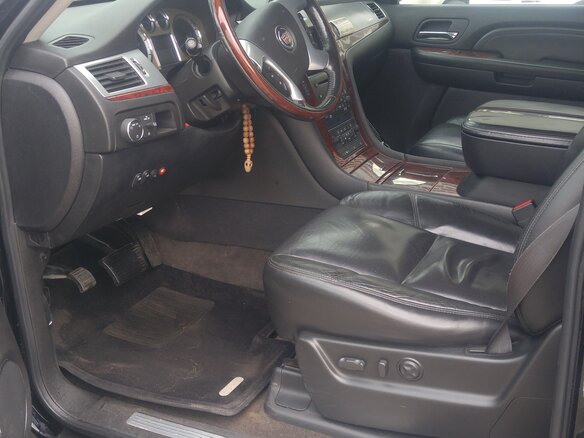 2008 Cadillac Escalade ESV III, чёрный, 2200000 рублей - вид 7