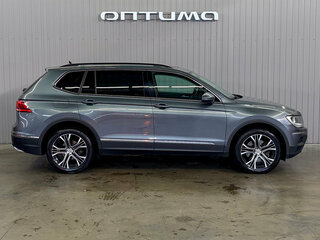 2018 Volkswagen Tiguan Allspace II, серый, 1997000 рублей, вид 4