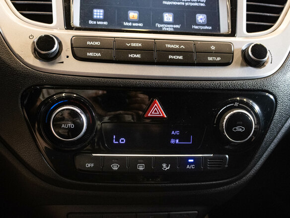 2019 Hyundai Solaris II, чёрный, 1099000 рублей - вид 17