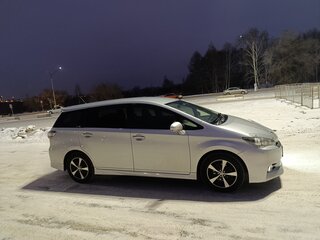 2012 Toyota Wish II Рестайлинг, серый, 1660000 рублей, вид 4