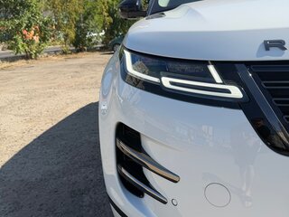 2025 Land Rover Range Rover Evoque L II Рестайлинг, белый, 6200000 рублей, вид 4