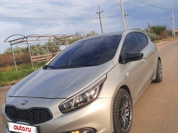 2015 Kia Ceed II, серебристый, 1150000 рублей